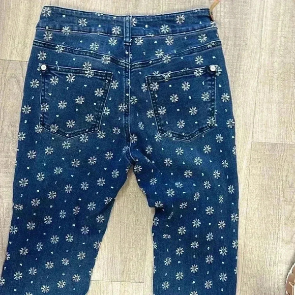 Pilcro from ANTHROPOLOGIE embroidered high-rise cropped boot cut jeans size 25 - Picture 8 of 11